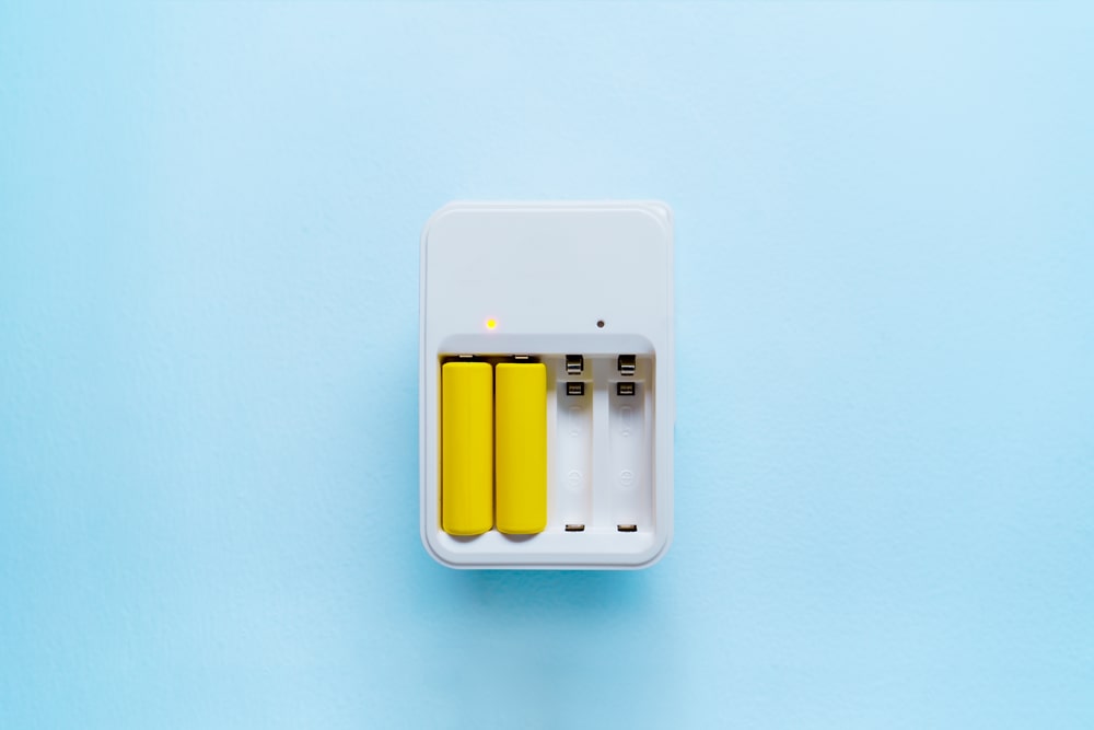 How Much Can You Save By Switching To Re-Usable Batteries?